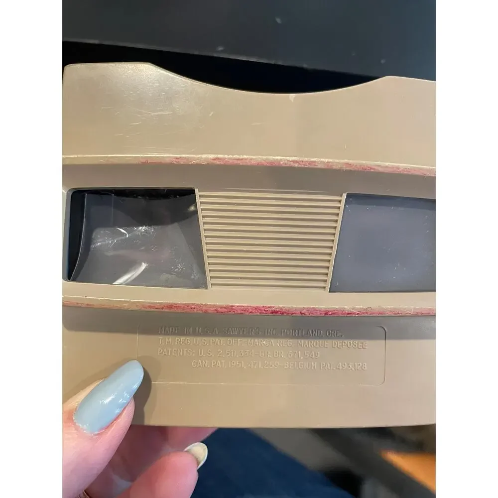 Vintage View-Master, 20 reels & Album